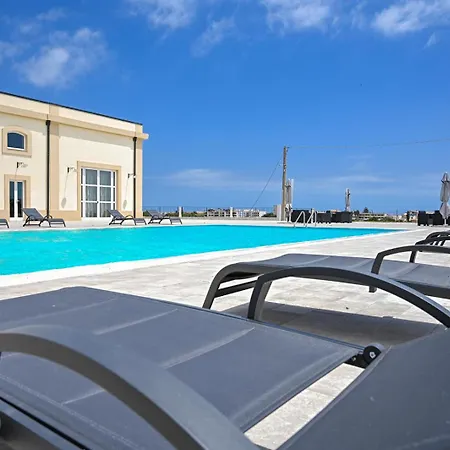Guest house Dimora Savarino With Pool *
