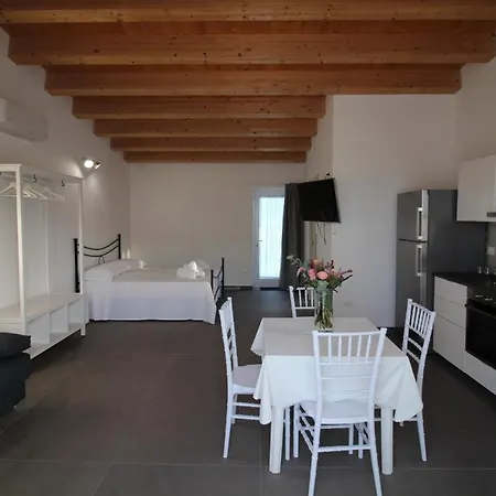 Dimora Savarino With Pool 4*