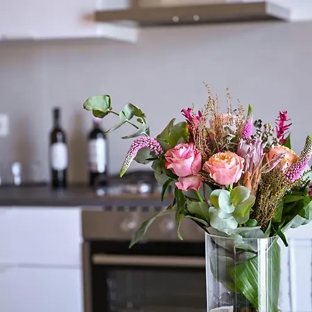 בית הארחה Dimora Savarino With Pool מרצאממי